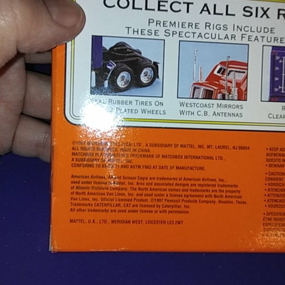 Vintage 1997 matchbox Pennzoil collector figurine - Picture 8 of 8